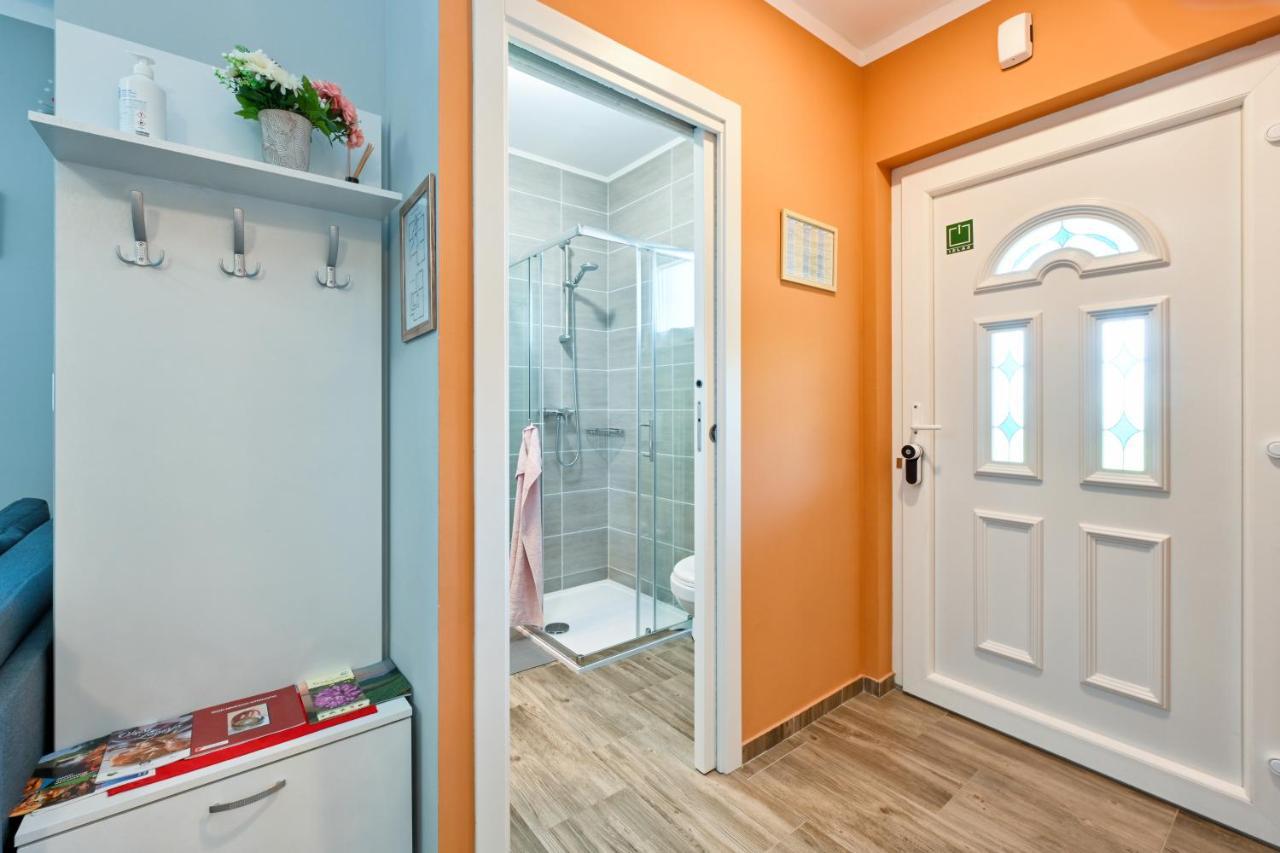 Cvetkova Hiza Sa Jacuzzijem Villa Tuheljske Toplice Exterior photo