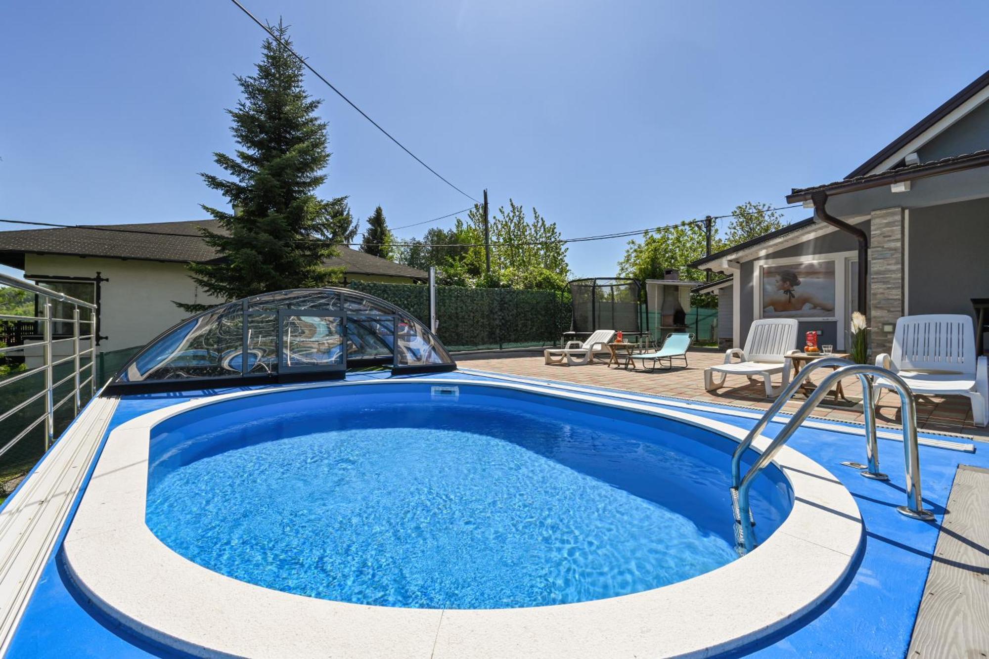 Cvetkova Hiza Sa Jacuzzijem Villa Tuheljske Toplice Exterior photo